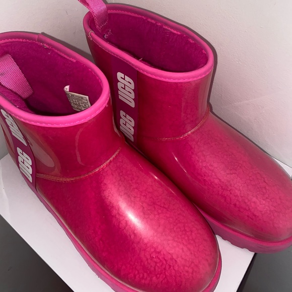 UGG💓 - Picture 3 of 3